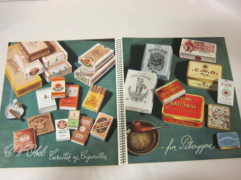 Festskrift fra C.W. Obel A/S
"Tobak gennem 150 år,  1787-1937", udgivet i anledning af firmaets 150-års 
jubilæum
Inkl. et gratulationskort, dateret Aalborg 1. juni 1937 samt et kort med 
oplysning om udsendelsen af Minde-Skriftet
Indeholdende fotos m.v.