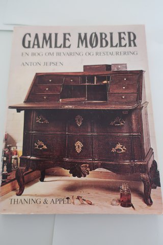Gamle møbler (Old furnitures)
En bog om bevaring og restaurering
Af Anton Jepsen
Thanning & appels Forlag
1977
Sideantal: 143
In a good condition