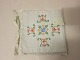 Dust cover for the old and beautiful handkerchiefs 
with embroidery made by hand
In the earlier days the beautiful handkerchiefs 
were kept in such dust covers, usually with hand 
made embroidery
In a good condition i.r.o. its age
Please note: Price excl.