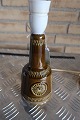 Für Samler:
Lampe Cloos & Co, West Germany Keramik 
Modelnr 653, 54-17, Gelb/Braun Keramik
H: 22cm inkl. Fassung
Stempel: Cloos & Co. - No. 653 - 54-17
In gutem Stande