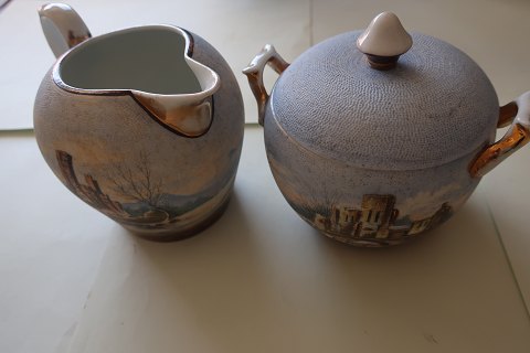 Smukt og sjældent sukker - fløde sæt af porcelæn
Sukkerskål med låg og flødekande
Fra "T" - Germany