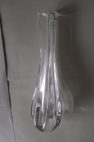 Gammel smuk krystalvase fra Orrefors
H: 18,5 cm