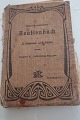 Realienbuch
Ausgabe, A, Nr. 1
Vollständige Ausgabe 
Geschichte, Erdfunde, Naturgeschichte, Physik, Chemie und Mineralogie
Af H. Kahnmeyer und Schulze
Verlag von Velhagen & Klaling
1908
Sideantal: 95