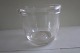 Antikt gele-/marmelade glas
Mundblæst
H: ca. 7cm
B: ca. 7cm
Flot stand
Se også vore andre geleglas