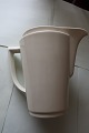 Royal Copenhagen (RC)
Råhvid (mælke)kande af porcelæn
Gammel smuk, enkel og praktisk
No: 9573
God stand